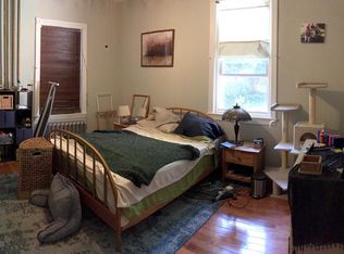 1002 S 45th St FLOOR 1, Philadelphia, PA 19104