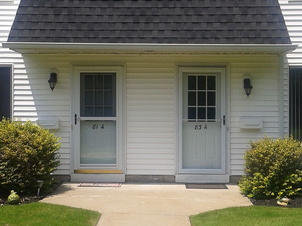 1st image of 83A Foxberry Dr