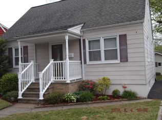 1015 Voorhees St, Hillside, NJ 07205