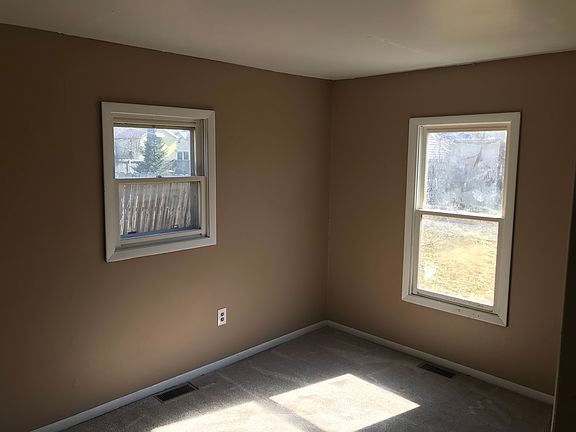 2nd image of 1608 S Hamilton St