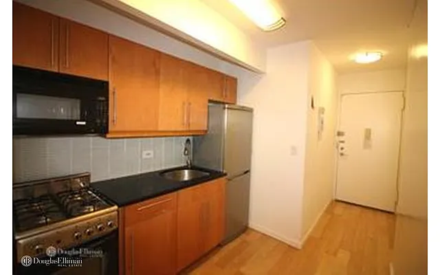 Rented by Douglas Elliman | media 12