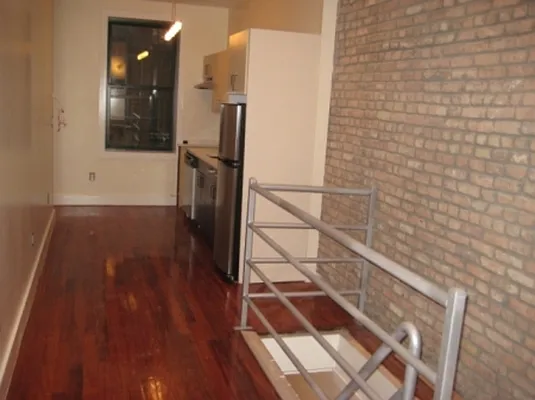 Rented by Sam Tabak | media 41