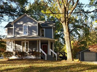715 Vine St, Greenville, IL