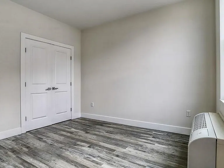 140 Avenue B #204 — Photo 15