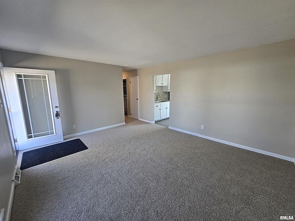 2nd image of 5518 E Captain Rd