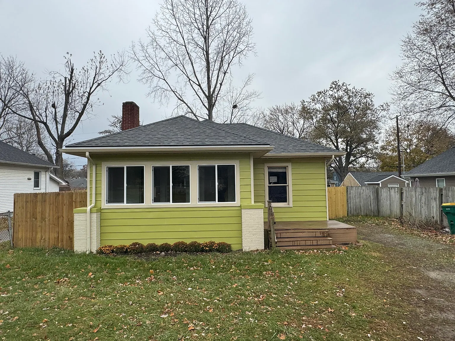 974 N Prospect Rd photo 1