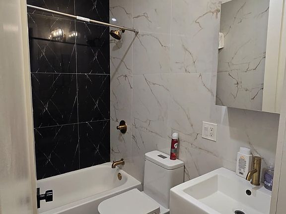 4th image of 525 Newark Ave APT 2L