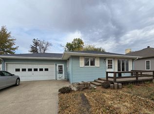 419 E Main St, Pipestone, MN 56164