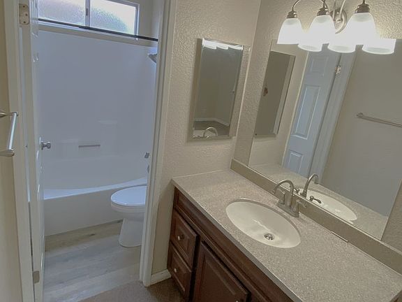 5th image of 15641 Shadow Mountain Ln