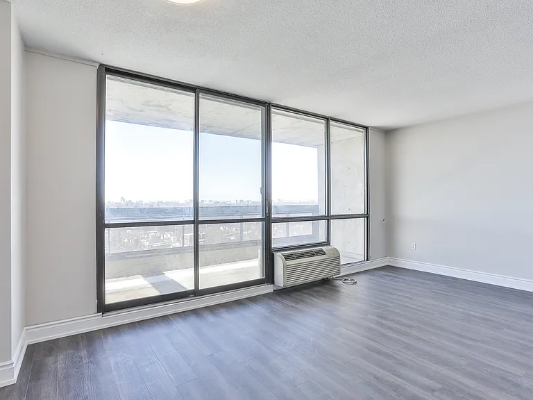 500 Duplex Ave #1606 — Photo 20