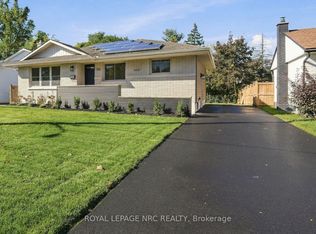 106 Jacobson Ave, Saint Catharines, ON L2T 3A3