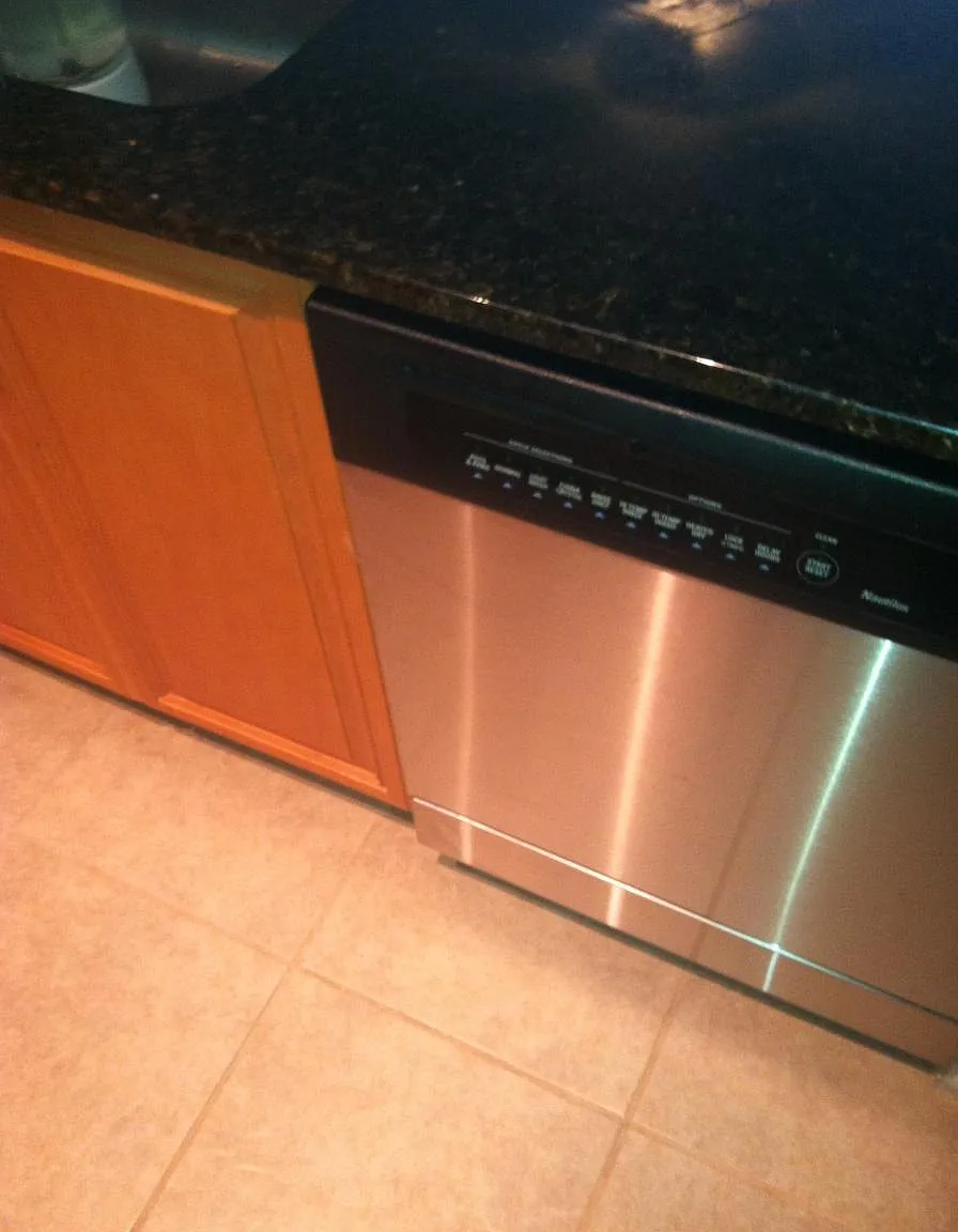 1 bed, 827 sqft, $1,500 — Photo 3