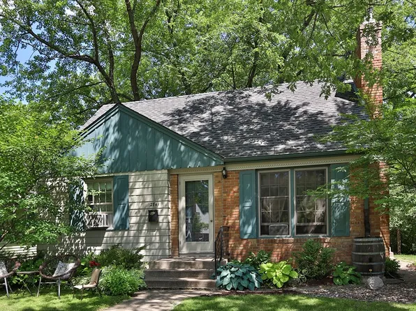 2741 Florida Ave S, Saint Louis Park, MN 55426