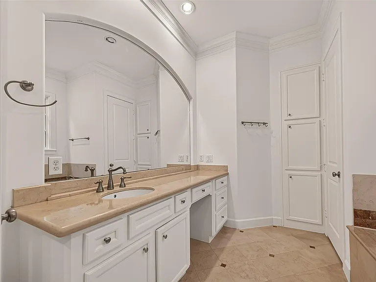 2907 Argonne St — Photo 23