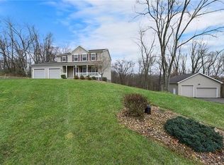 124 Thorn Apple Dr, Butler, PA 16001