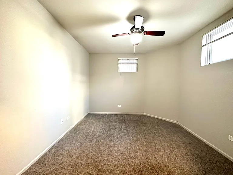 617 W Drummond Pl #GBE — Photo 17