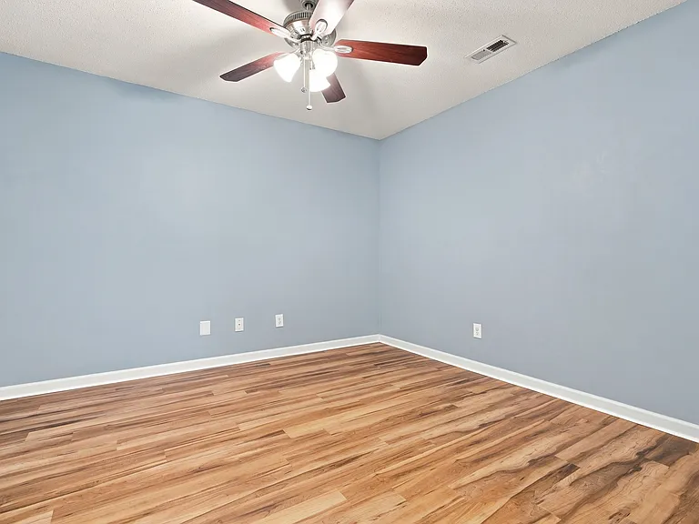 161 Alderwood Dr — Photo 14