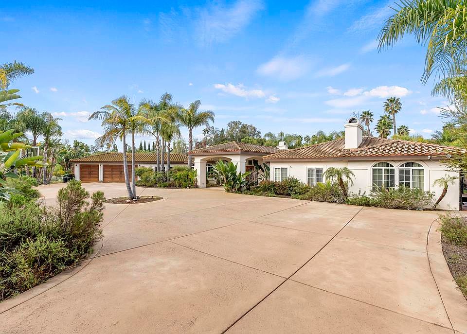 1st image of 17412 La Brisa Ln