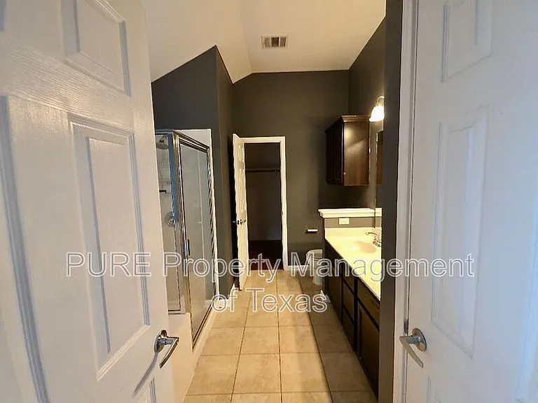 18808 Keeli Ln — Photo 10
