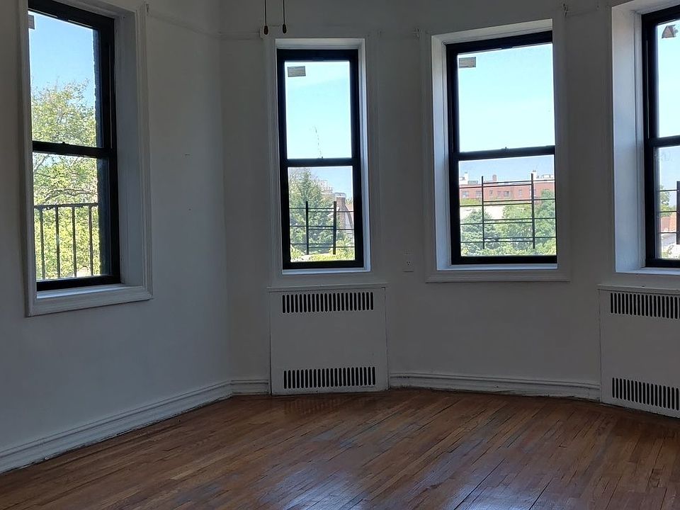 2nd image of 800 Avenue H APT 3H