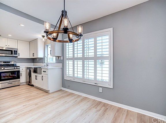 5th image of 8840 Burnet Ave Unit 3