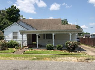 1114 Caroline St, Thibodaux, LA 70301
