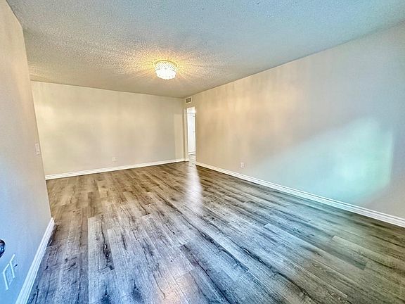 4th image of 512 Griswold St APT 2