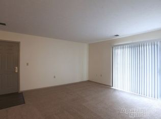 3342 Columbia Woods Dr APT B, Norton, OH 44203