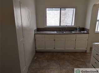 2650 S Manhattan Pl #12, Los Angeles, CA 90018