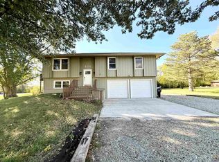 4301 NW Westgate Rd, Topeka, KS 66618