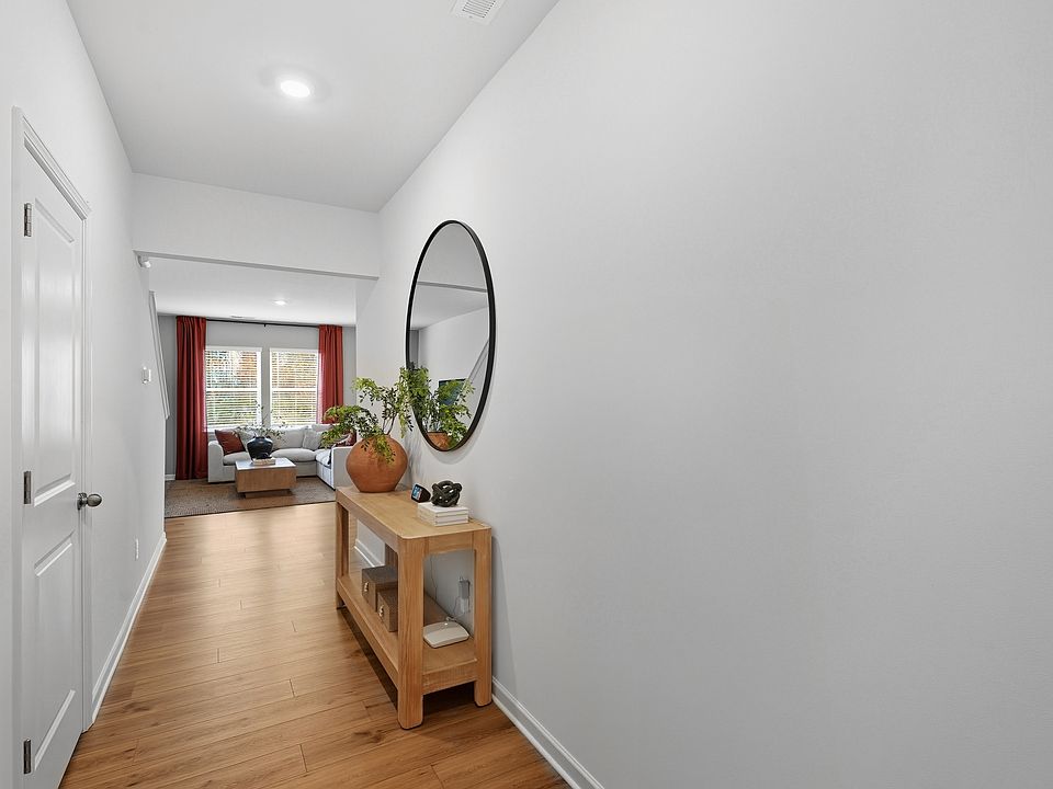 Crossvine Village Broadmore 26