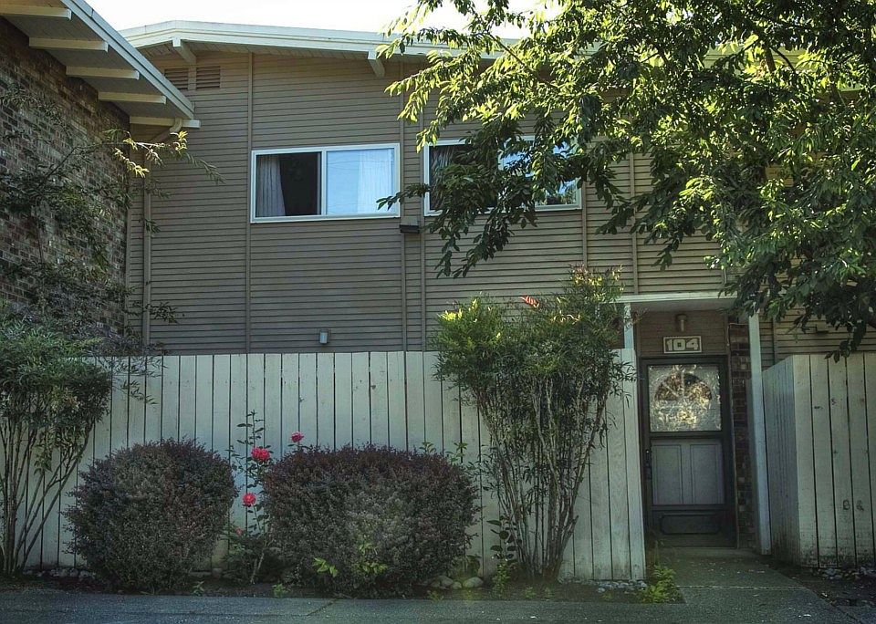 1st image of 12251 SE 59th St APT 104