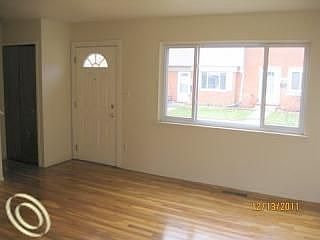 5th image of 29008 Manchester St