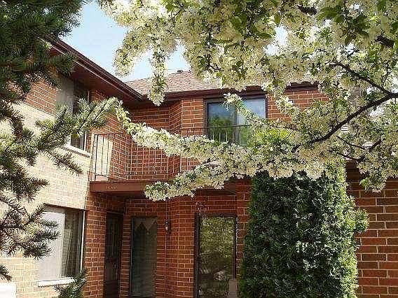 3rd image of 8160 S Forest Hills Cir