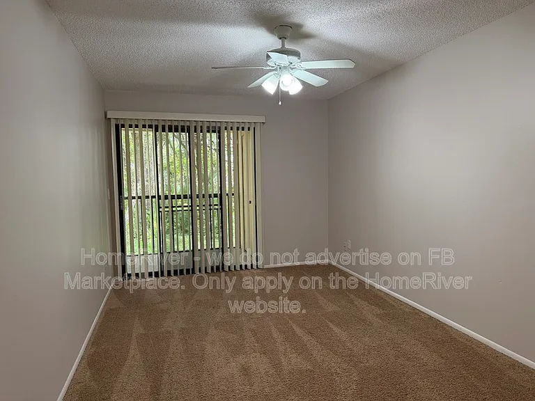 6010 Laketree Ln #H — Photo 8