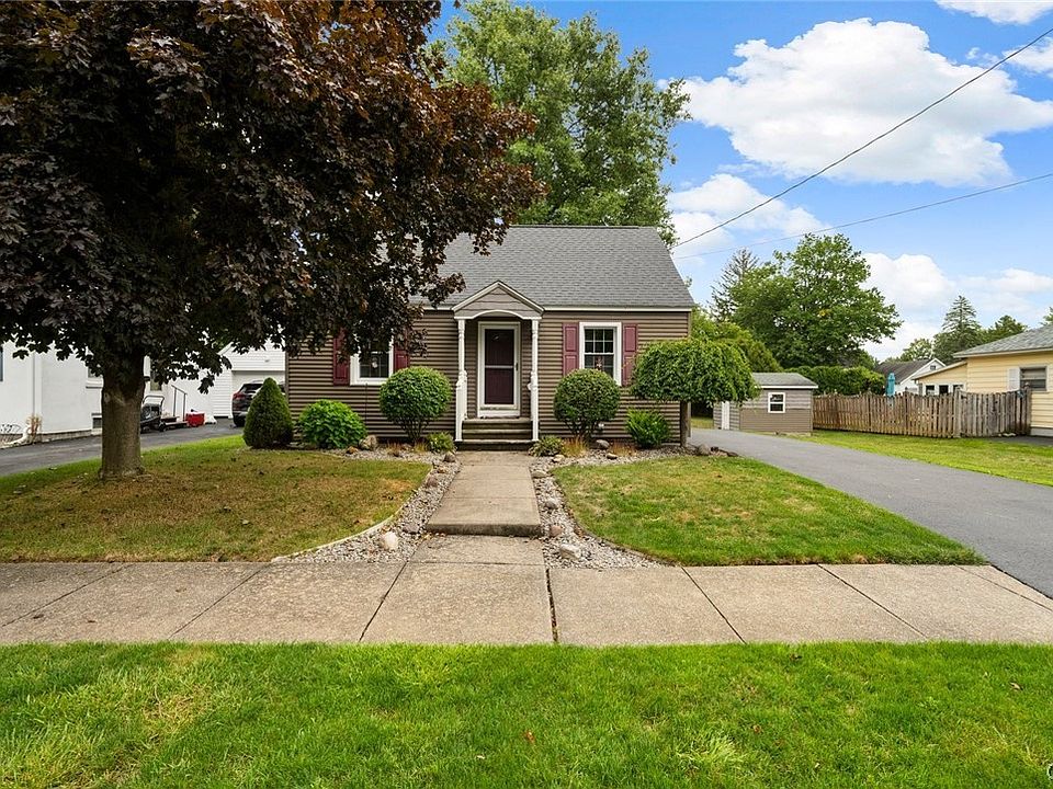 1st image of 808 Massena Ave