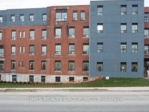 365 Armour Rd #304, Peterborough, ON K9H 0K4