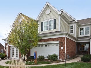 1145 Falcon Ridge Dr, Elgin, IL 60124