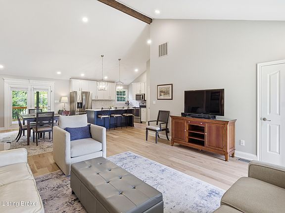 3rd image of 13307 Harris Ridge Ct
