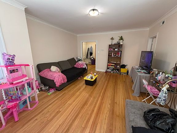 5th image of 4055 N Mason Ave #2