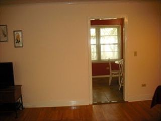 5th image of 419 Chapin St
