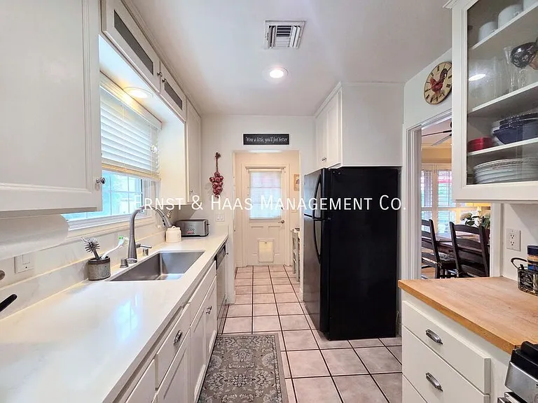 3111 Petaluma Ave — Photo 11