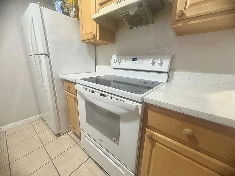 Park Manor Dr — Photo 9