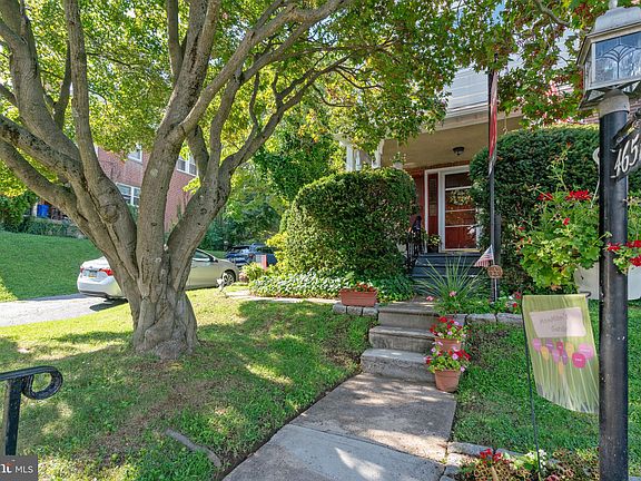 5th image of 4651 Woodland Ave