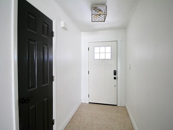 3rd image of 2143 Spice Ave