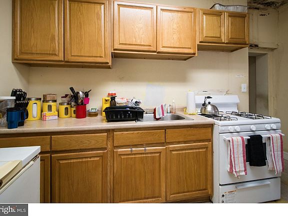 5th image of 2736 Oakford St