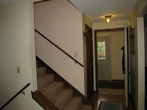 4th image of 1225 Cardinal Dr