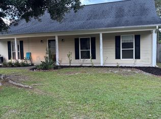 2055 Parkview Dr, Gautier, MS 39553