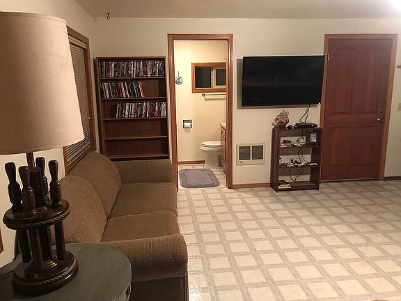 4th image of 1002 Ocean Beach Blvd S