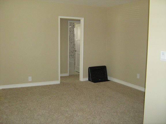 3rd image of 9203 Armley Ave